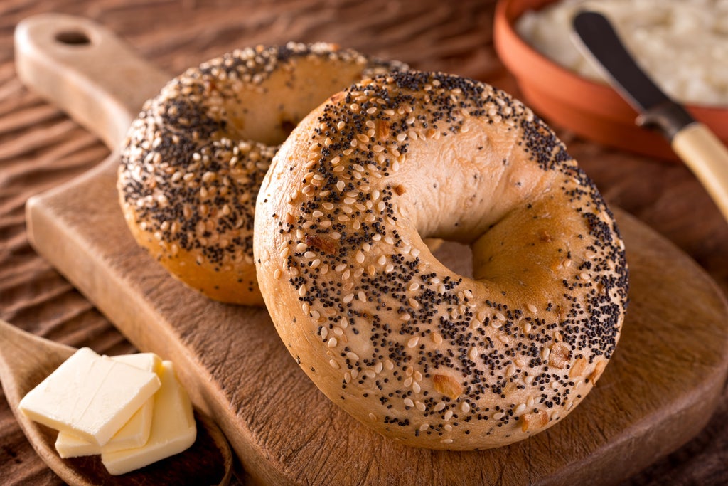 Montreal-Style Bagelry Opens in Allston