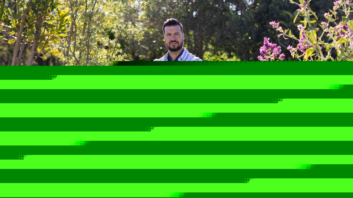 Javier Coves, paisajista: “Un jardín sostenible no es aquel que parece verde el primer día, sino el que sigue funcionando dentro de diez o veinte años”