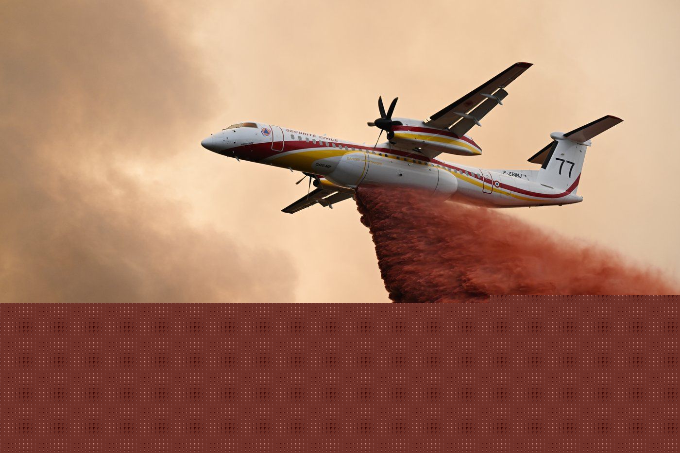 France battles wildfire 4 times the size of Paris as tinderbox heat threatens new surge