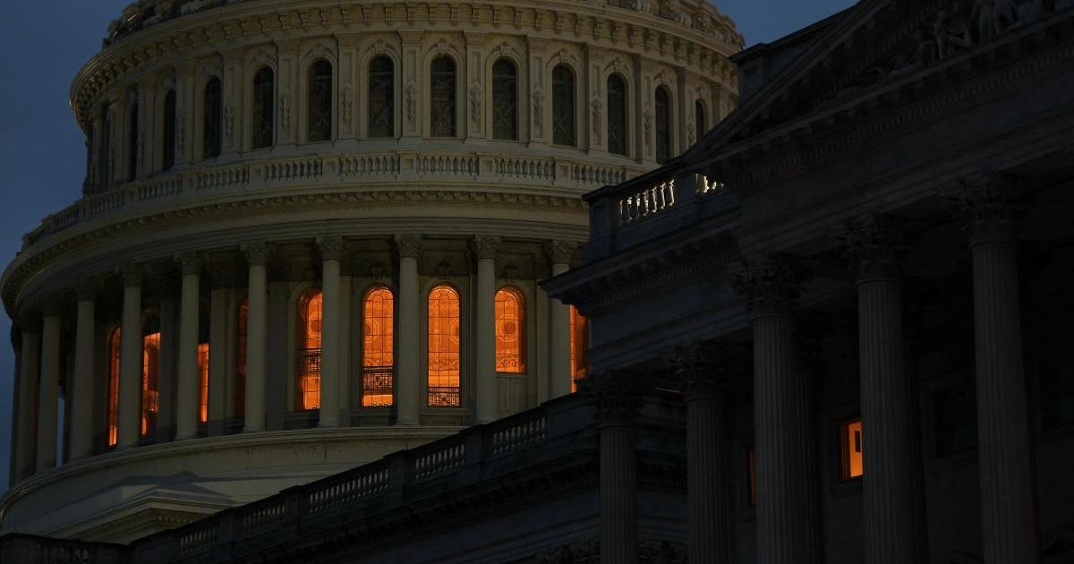 US careens toward government shutdown as both parties dig in
