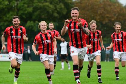 FOOTBALL - Lemon at the double as Droitwich Spa show class to inflict first league defeat on leaders Roman Glass St George