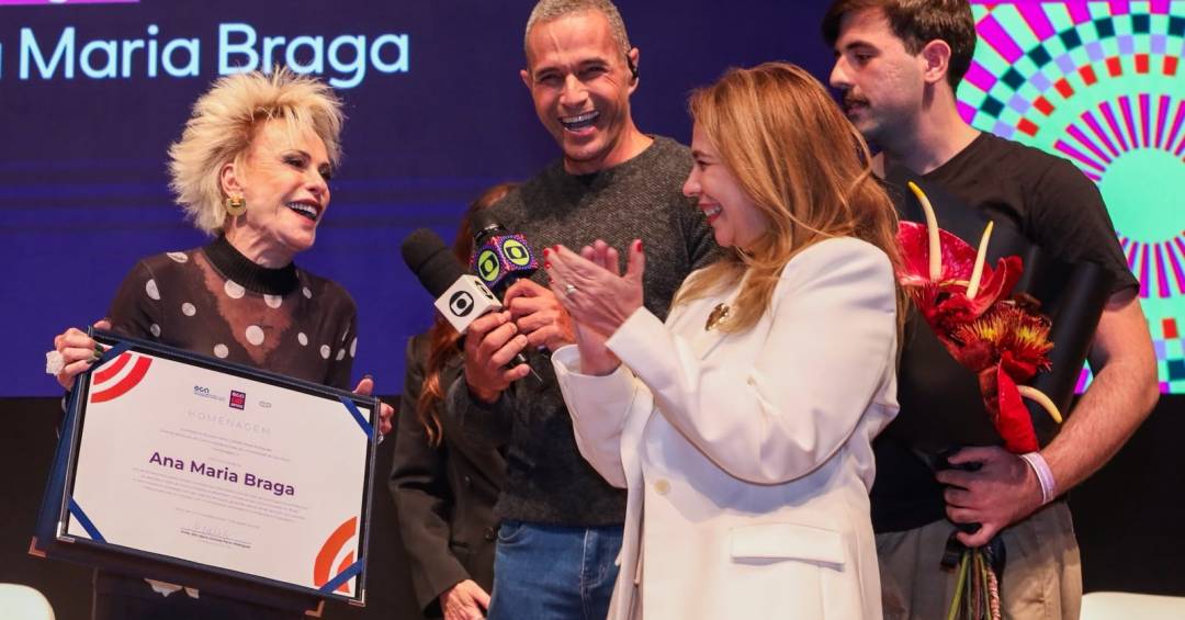 USP homenageia Ana Maria Braga por contribuição à comunicação
