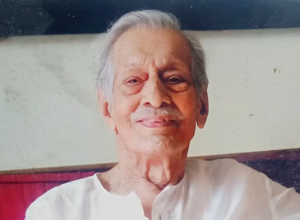 Former Jammu Kashmir Chief Secretary Syed Muzaffar Aga Dies at 108