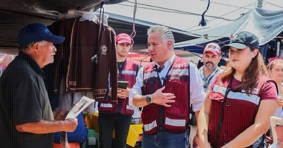 Santiago Nieto encabeza brigadeo en Querétaro y ratifica su militancia en Morena