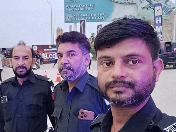 کراچی: شہری کو ہراساں کرکے30 ہزارروپے رشوت لینے کی ویڈیو وائرل، 3 پولیس اہلکار معطل