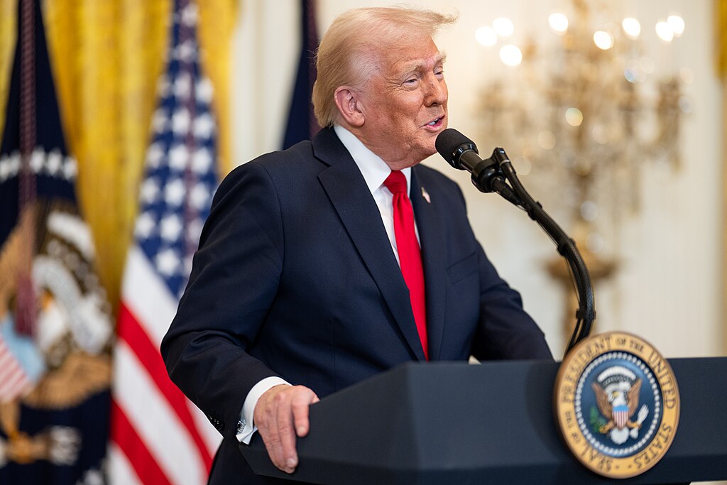 Trump Threatens to Cut Federal Aid to Portland Amid Ongoing Protests