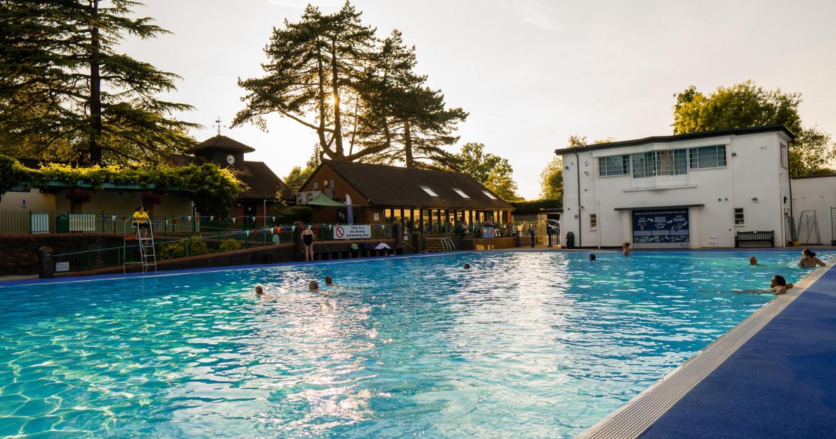 One of the UK’s oldest open air saltwater pools starts cold water swimming season