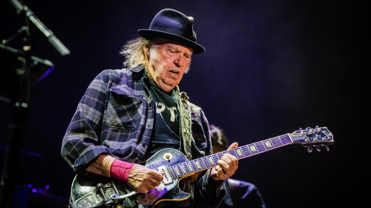 Neil Young Calls for Boycott of All Trump-Supporting Companies