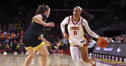 Kennedy Smith and USC women stun No. 8 Iowa in a huge statement win
