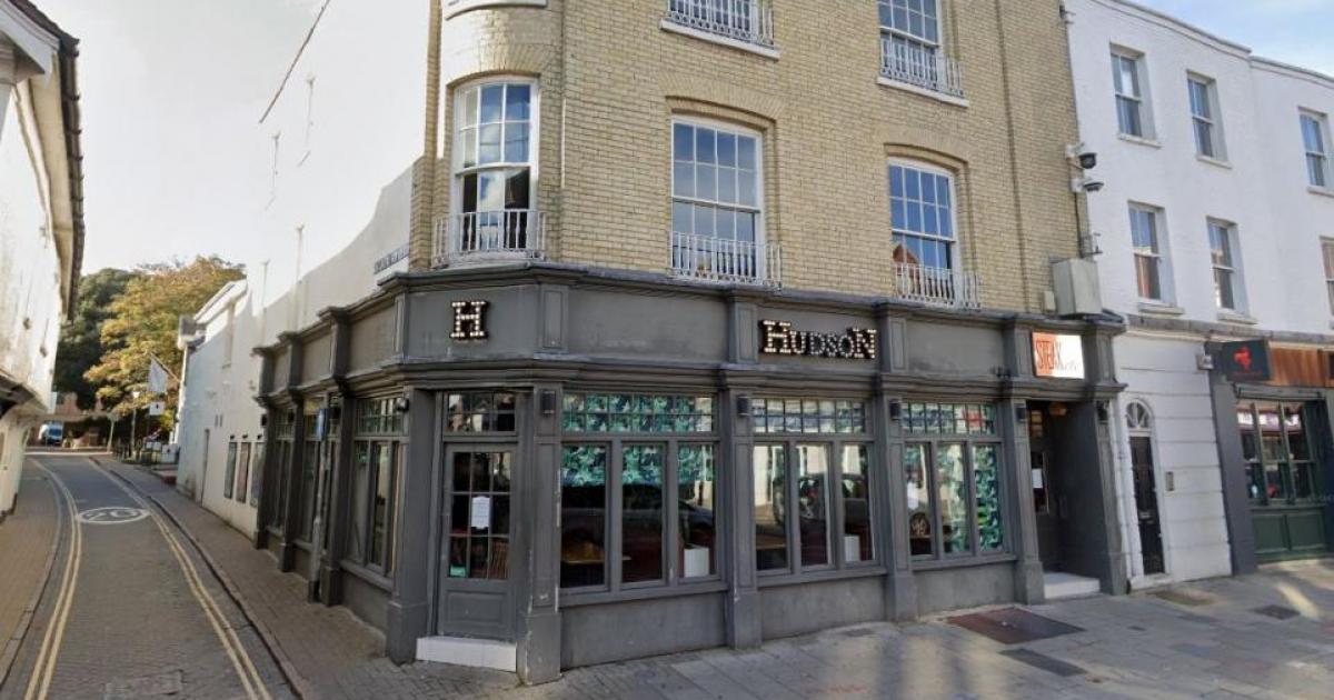 Plans submitted to turn top floors of bar and restaurant into apartments