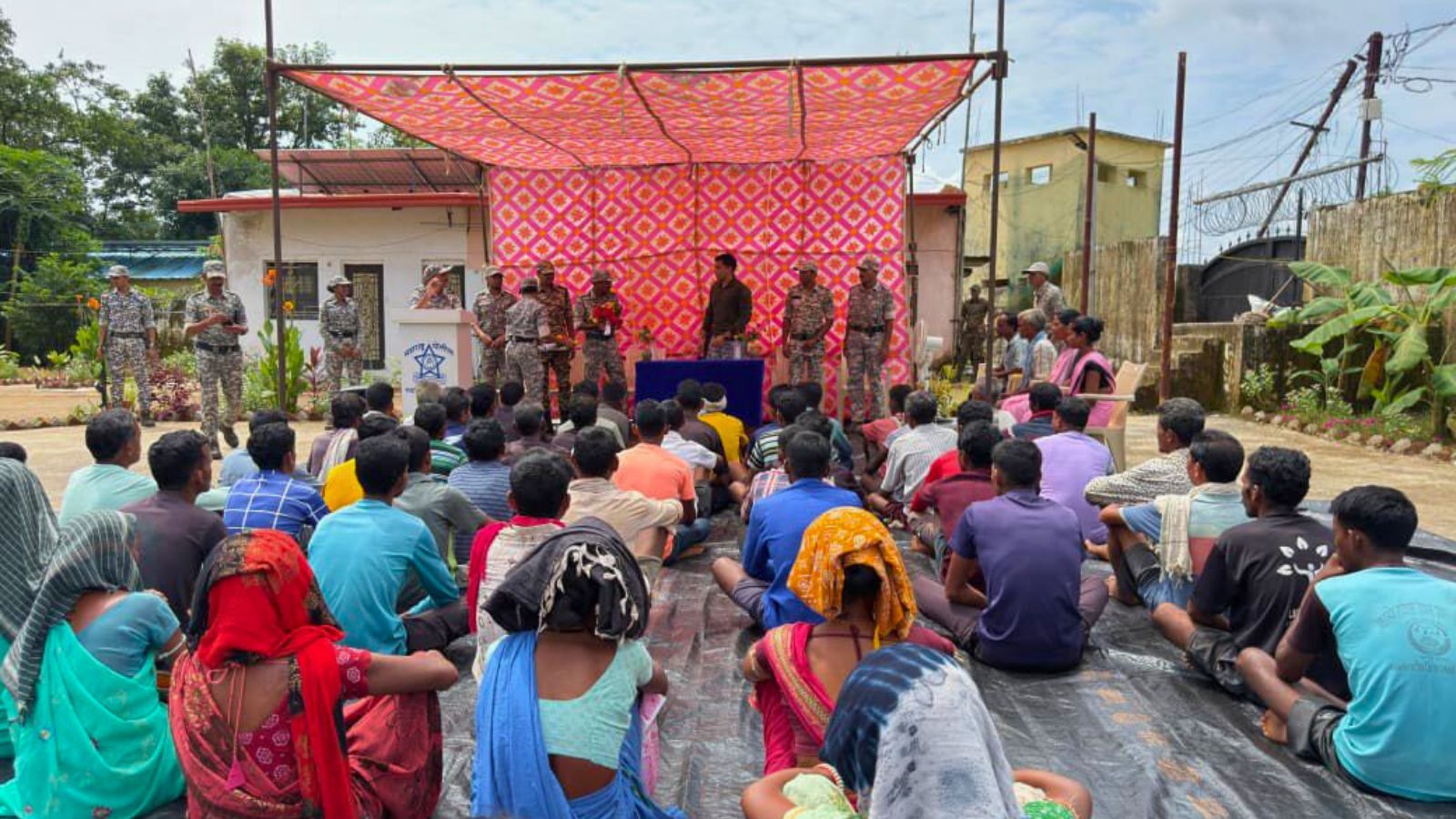 Markanar village says no to Maoists, declare ‘gaonbandi’
