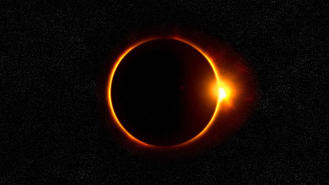 Guardare un’eclissi solare senza protezione può provocare danni permanenti alla retina