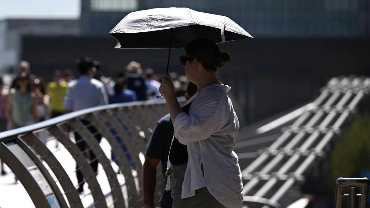 DWP 'too hot to work' temperature limit rules update as 38C to hit