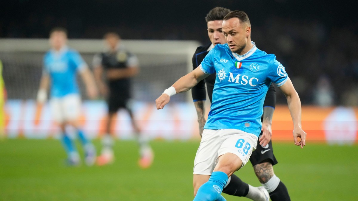 Neapol neprekročil svoj tieň a v Lige majstrov končí. Real aj Atlético padli