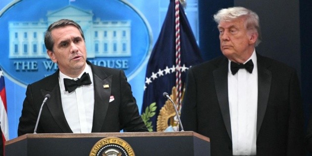 Exabogado de Trump, confirmado como fiscal general de EU