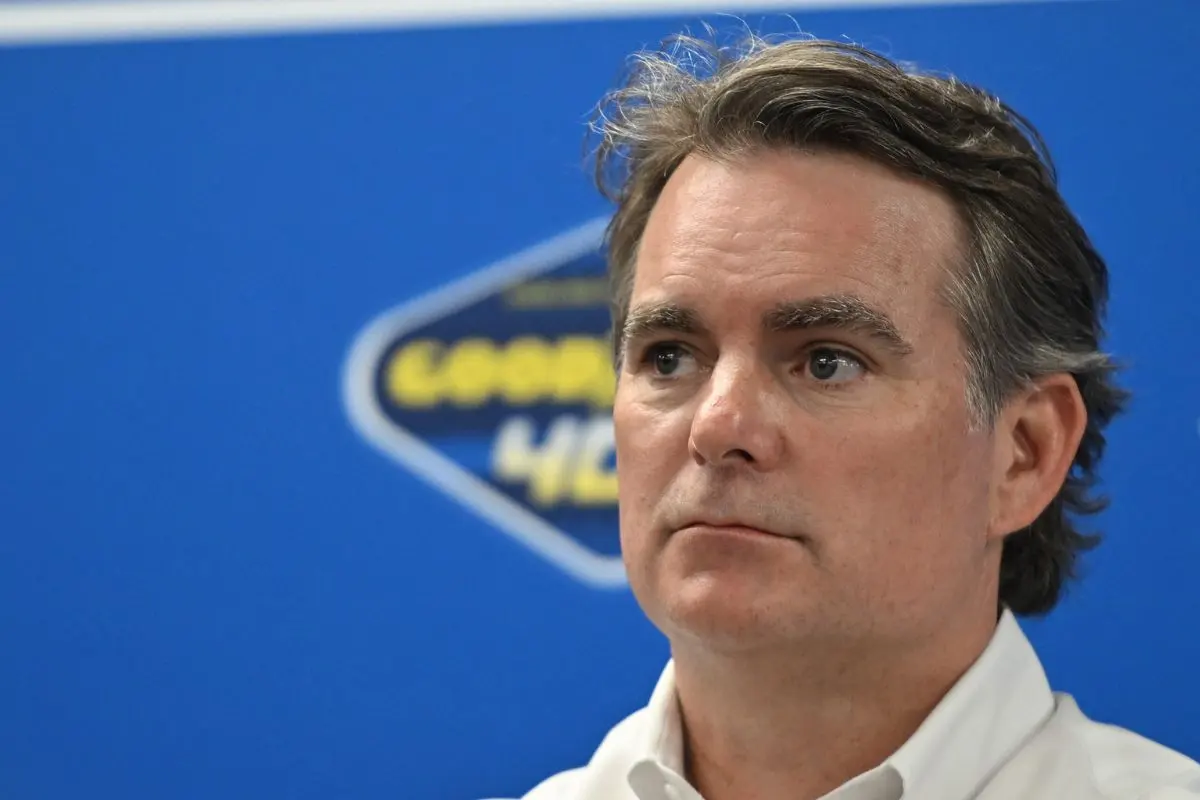 Comment on Jeff Gordon Breaks Silence on Allegations of Chevrolet’s Manipulation at Martinsville by Tommy