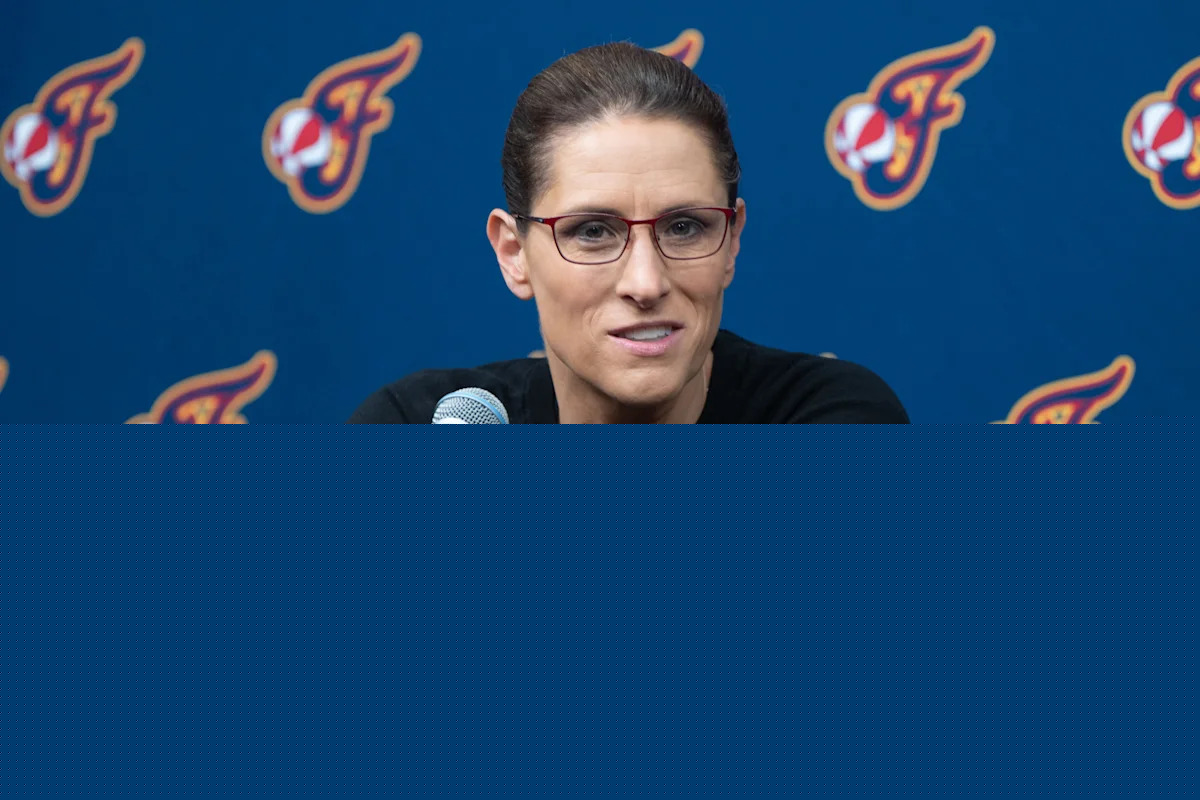 Stephanie White rips 'narratives' around her team, Fever defend coach