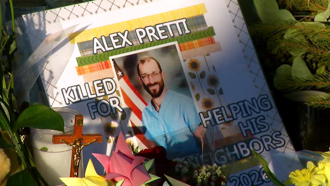 Democrats push Trump administration on shootings of Renee Good, Alex Pretti