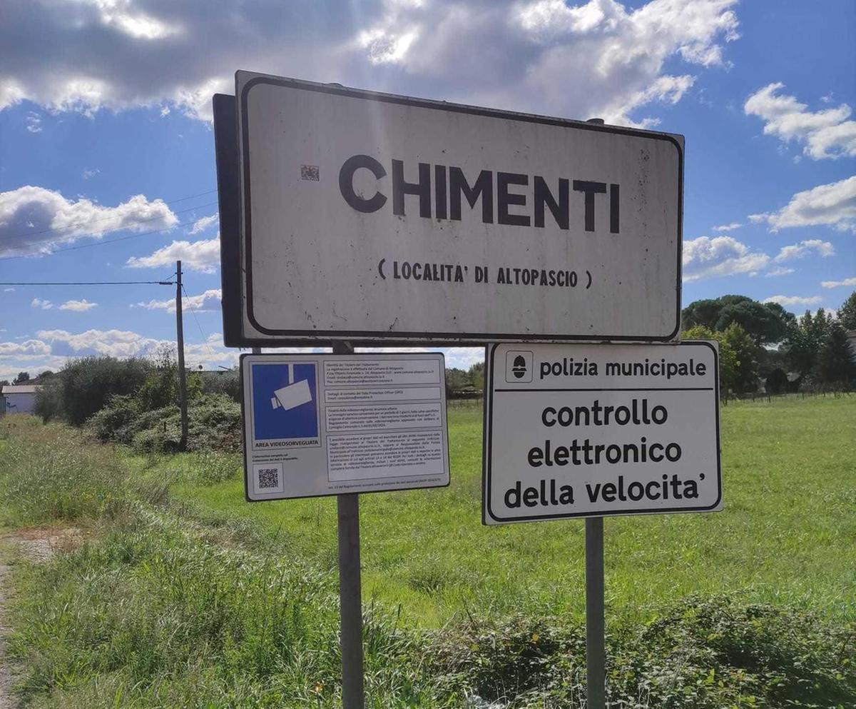 "Una strada pericolosa". Nuovo scontro a Chimenti. Protestano i residenti