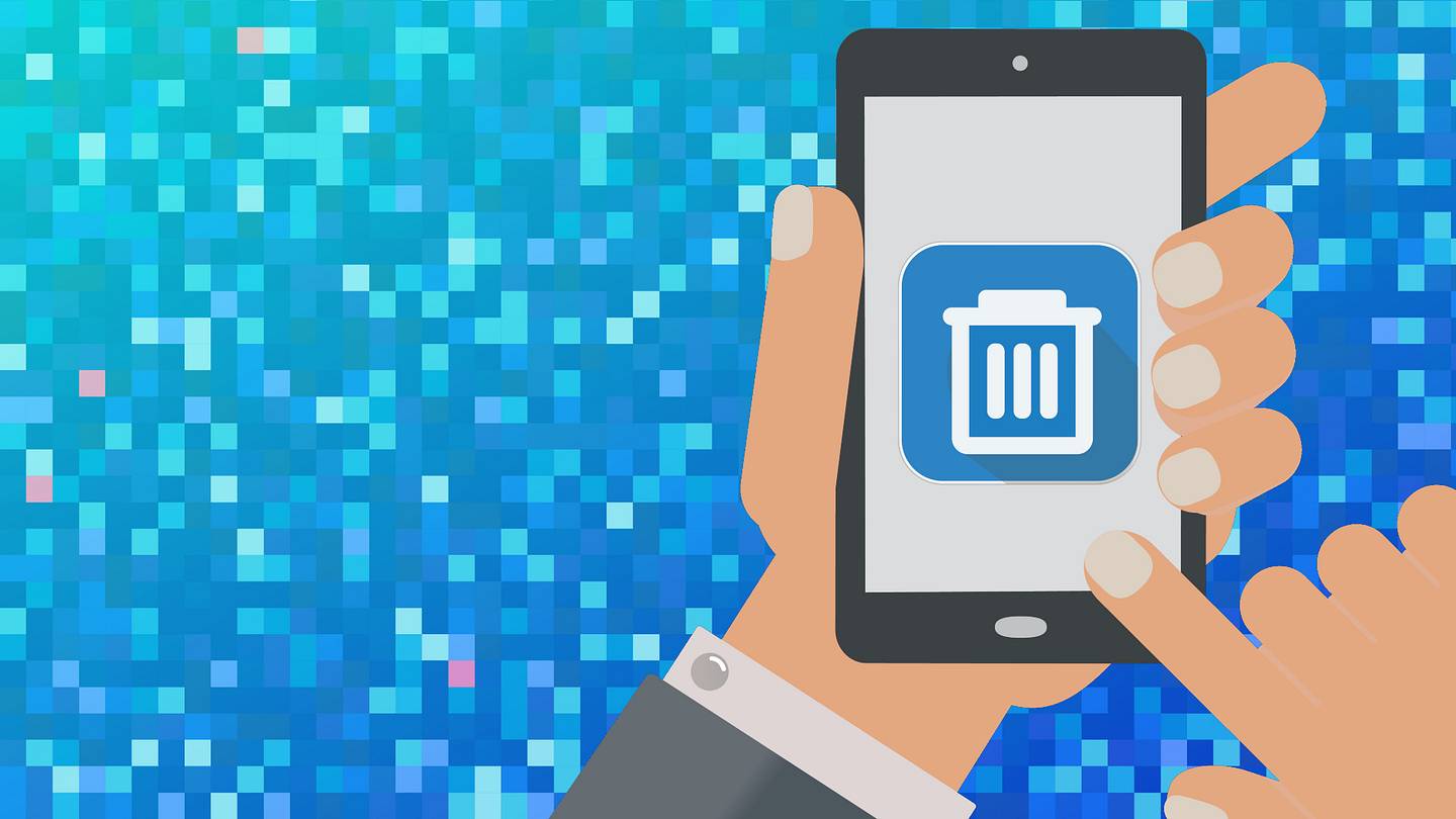 This Handy iPhone Shortcut Lets You Delete All Your Old Screenshots in One Go