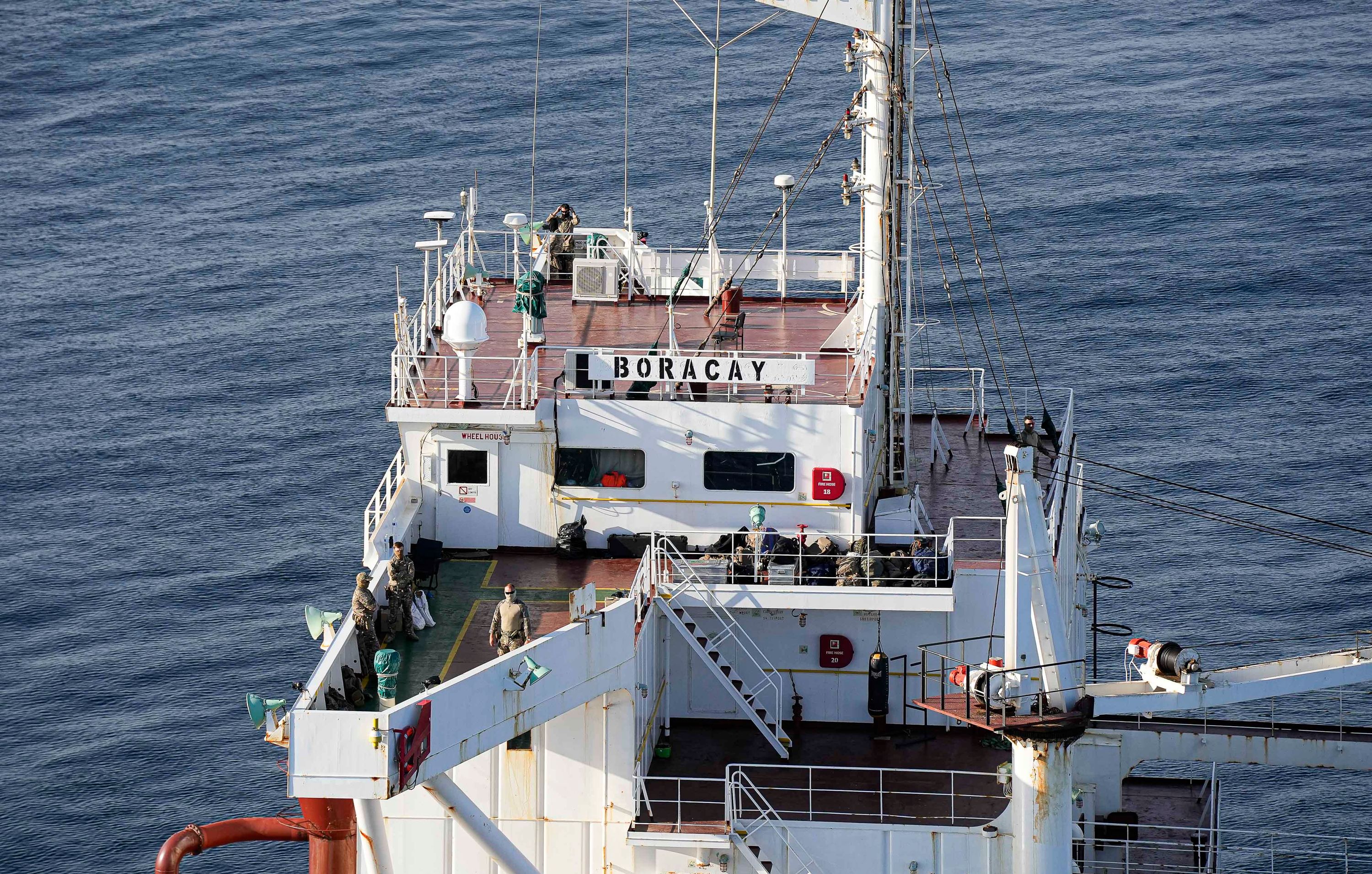 Des commandos marine sur le tanker fantôme russe au large de Saint-Nazaire