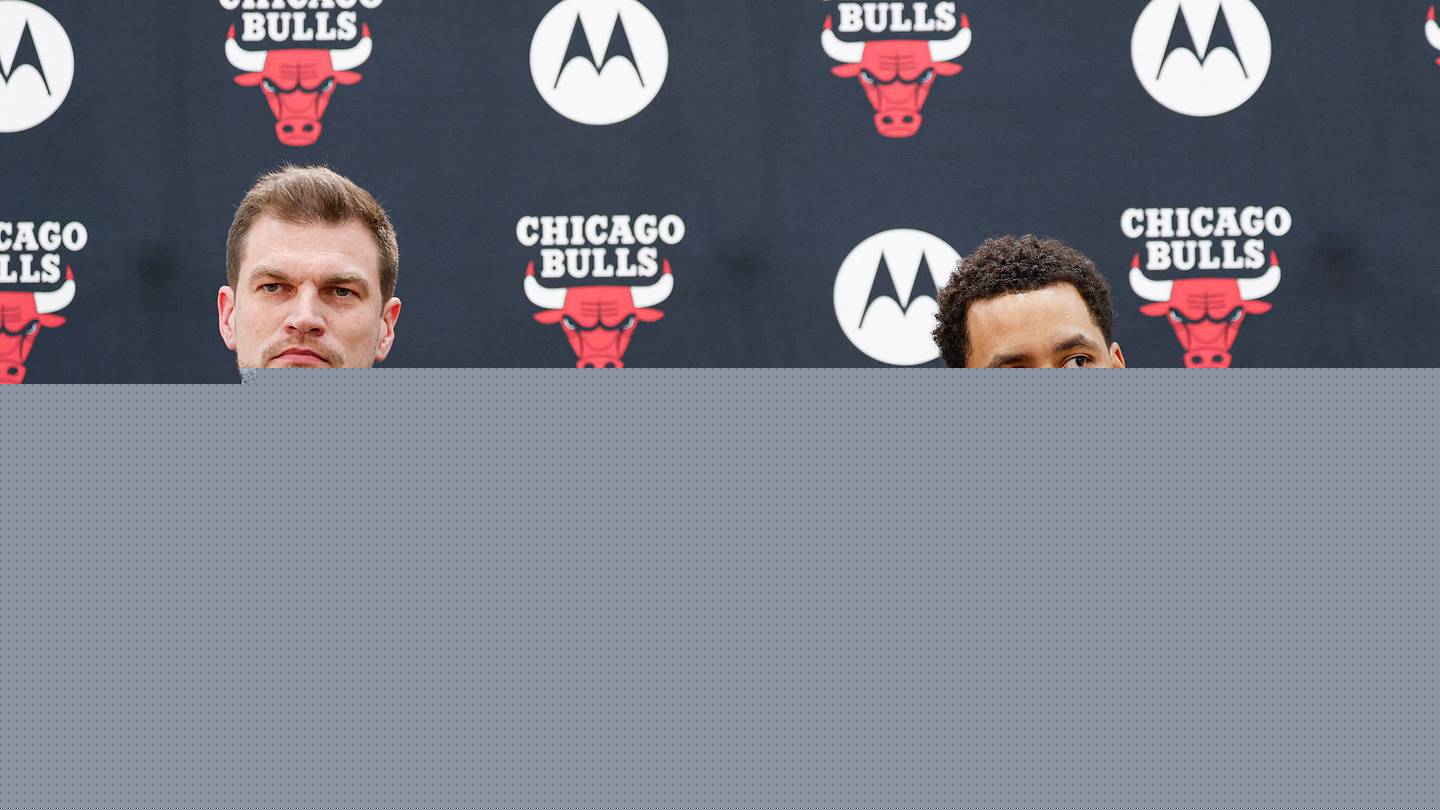What should Bulls do with their final roster spot?
