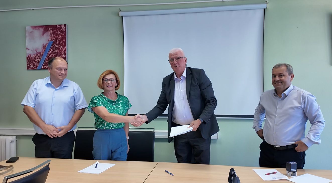 Vlada i sindikati srednjeg obrazovanja KSB-a potpisali novi kolektivni sporazum