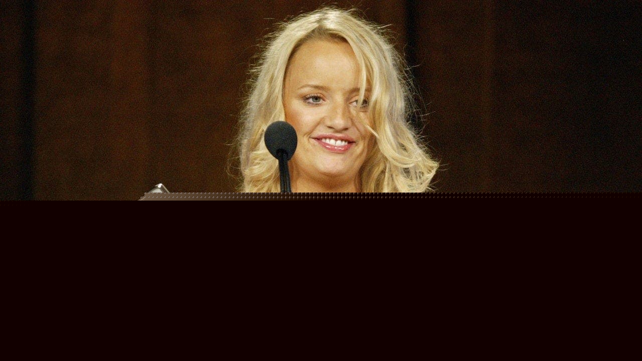 ‘The Office’ star Lucy Davis ‘at peace’ with 'incurable' cancer diagnosis after nearly ignoring warning sign