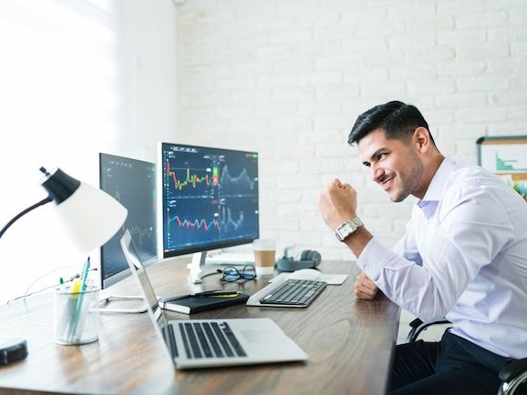 VYCgroup reviews: How does the broker help its clients?