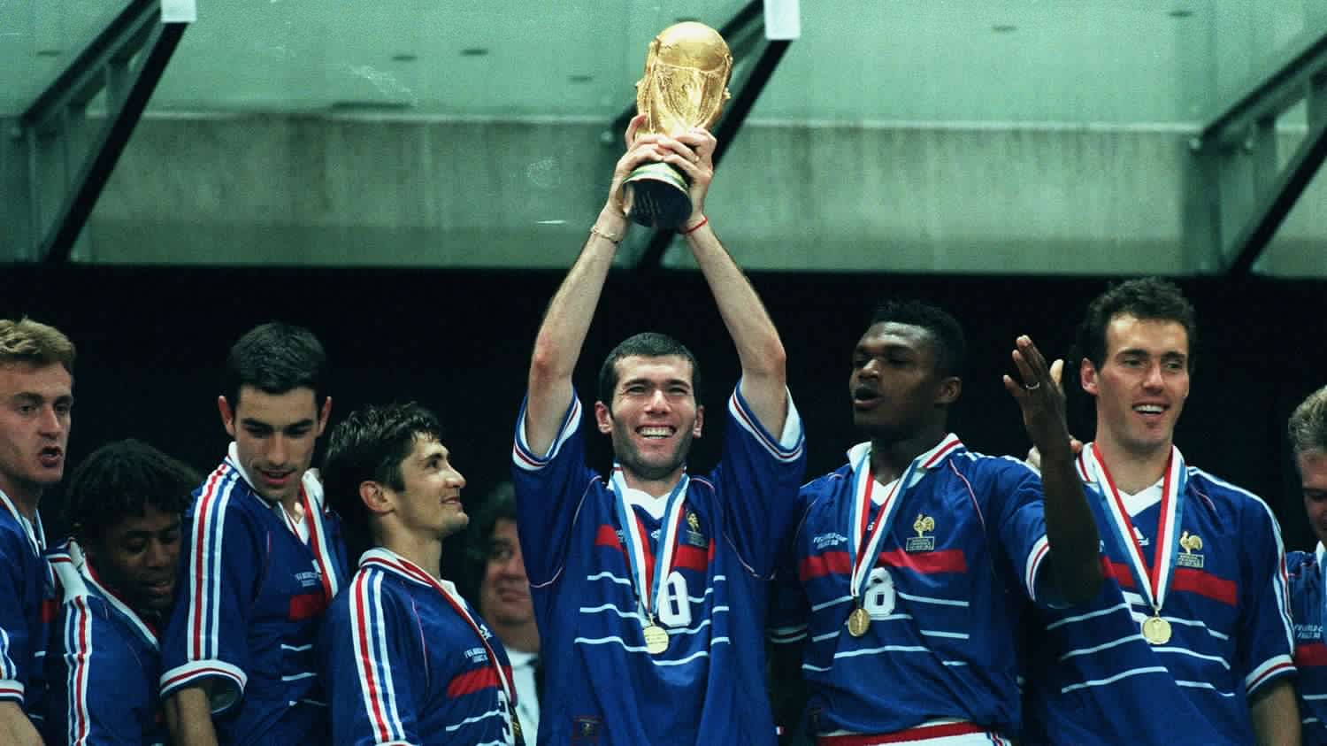 Zinédine Zidane, les 10 moments les plus marquants d'une carrière de joueur monumentale en équipe de France