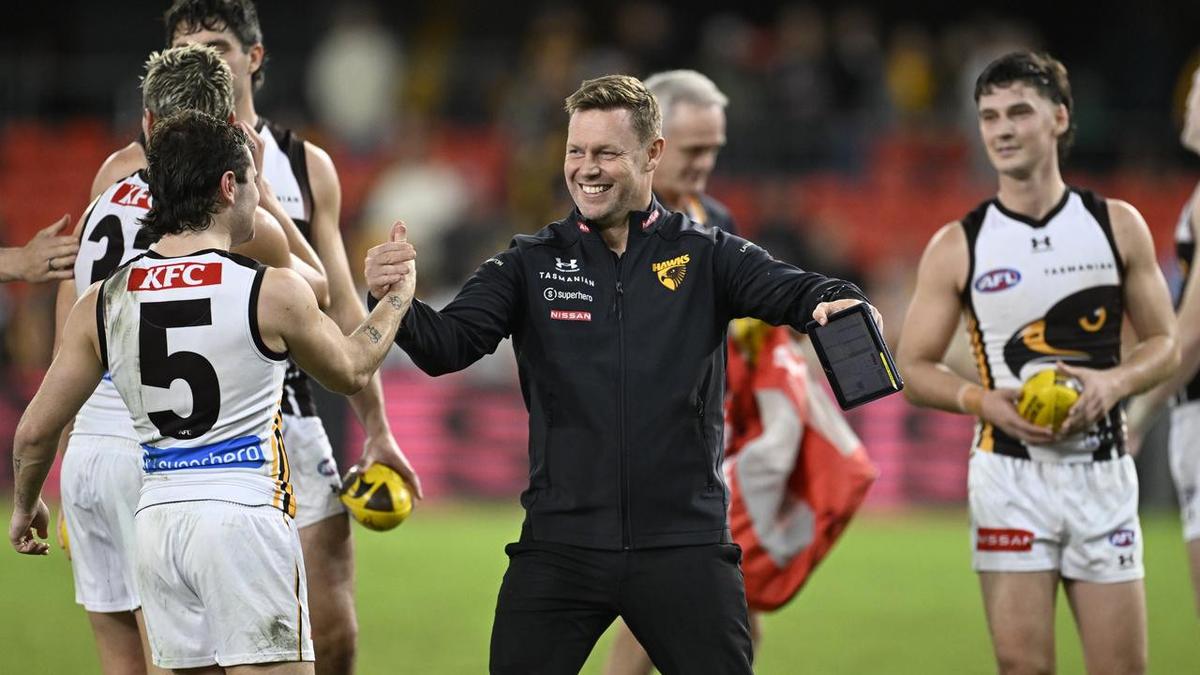 Hawthorn coach Mitchell makes call on future