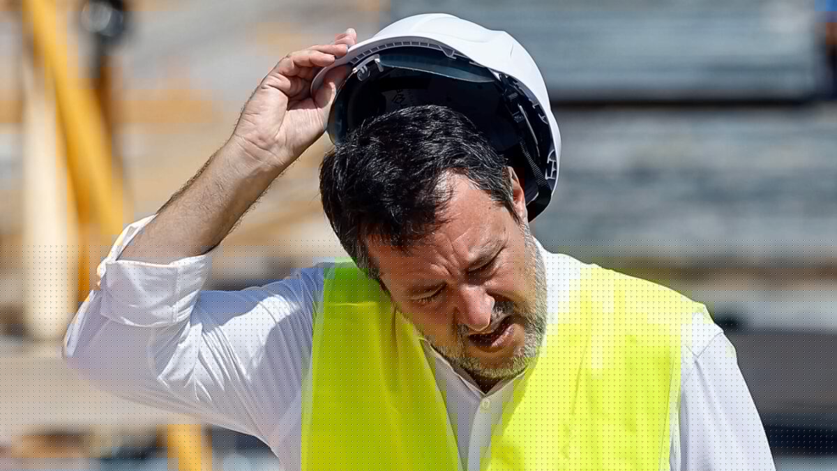 Il dissenso nella Lega è esploso: il direttivo in Lombardia chiede a Salvini un passo indietro (o almeno di lato). In prima fila Attilio Fontana
