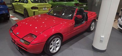 How This BMW Z1 Ended Up in a Dealership Showroom
