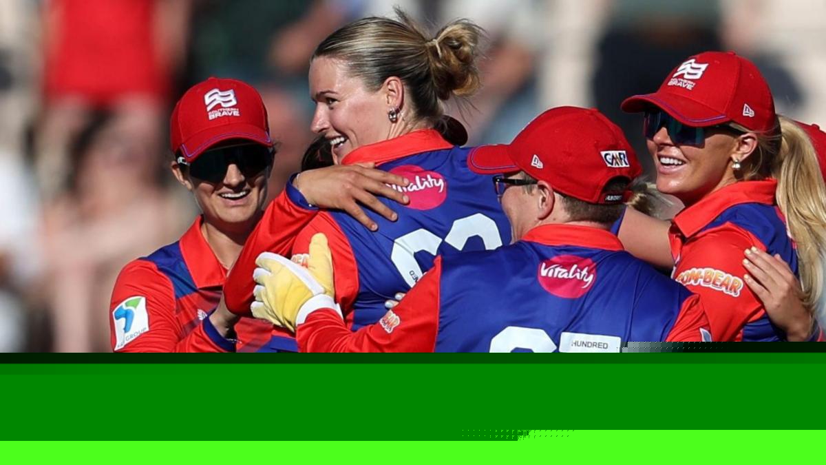 Bell stays cool as Brave win last-ball thriller