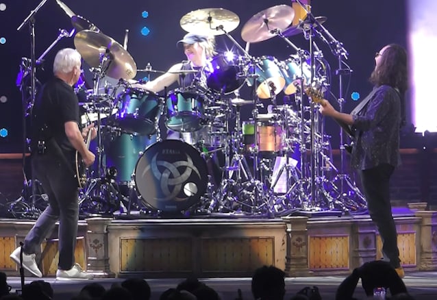RUSH Drummer ANIKA NILLES On GEDDY LEE And ALEX LIFESON: 'If You Know Those Two Guys, They Are So Funny And They're So Human'