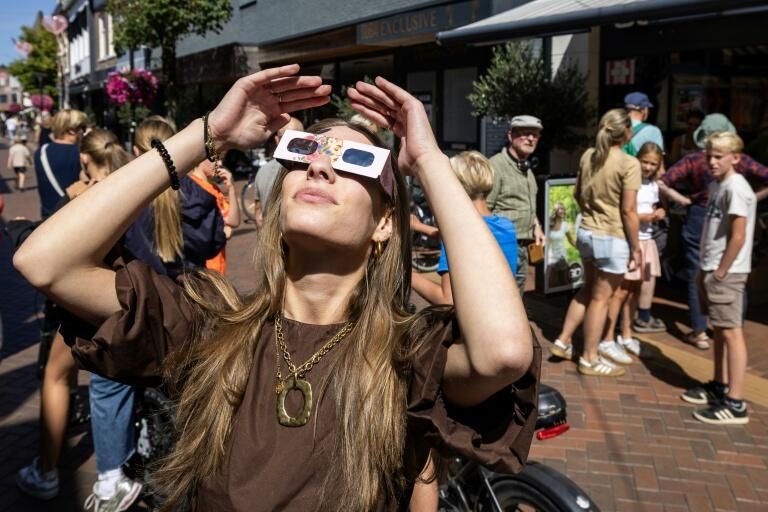 "Magnifique!" Eclipse solaire sur l'Europe, noir total sur le nord de l'Espagne