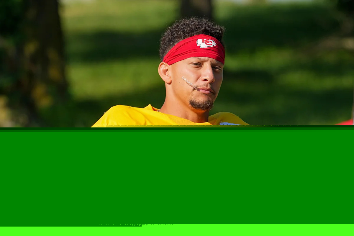 Joe Bleymaier comments on Patrick Mahomes' progress at practice