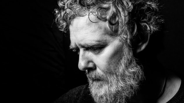 Bono, Bruce Springsteen pay tribute to Irish rocker Glen Hansard