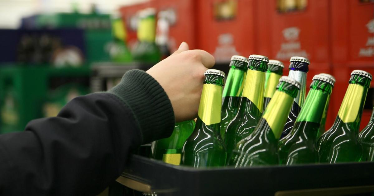 HMRC seizes 2,000 litres of beer from Swindon shop