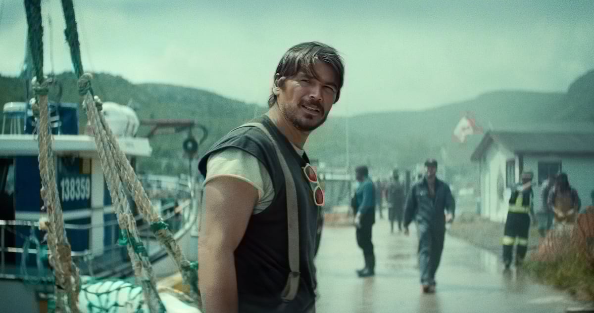 ‘Below’ Teaser – Josh Hartnett Battles a Sea Creature on Netflix this October