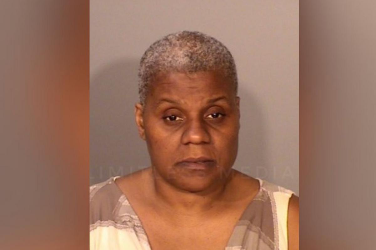 MN Woman Faces Attempted Murder Charge After Officer Stabbed