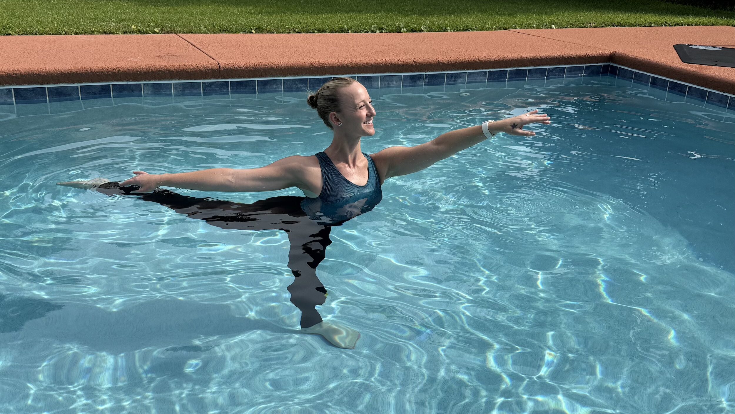 How Ballet Exercises in the Water Can Benefit Your Technique