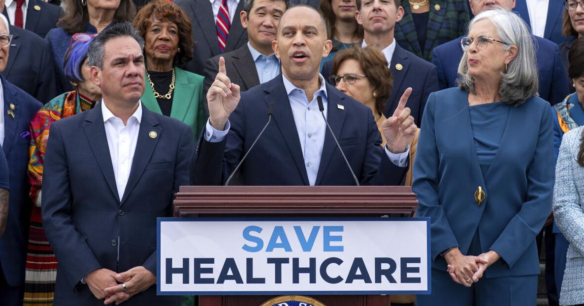 KFF poll: Before shutdown, most Americans wanted health insurance tax credits extended