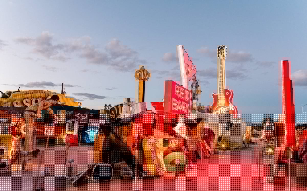 VEGAS MYTHS RE-BUSTED: Las Vegas Boasts 15K Miles of Neon