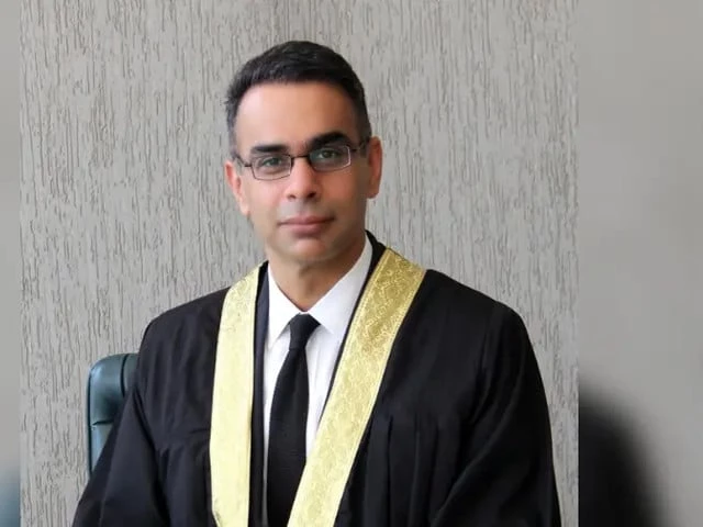 Justice Sattar asked to vacate Islamabad residence