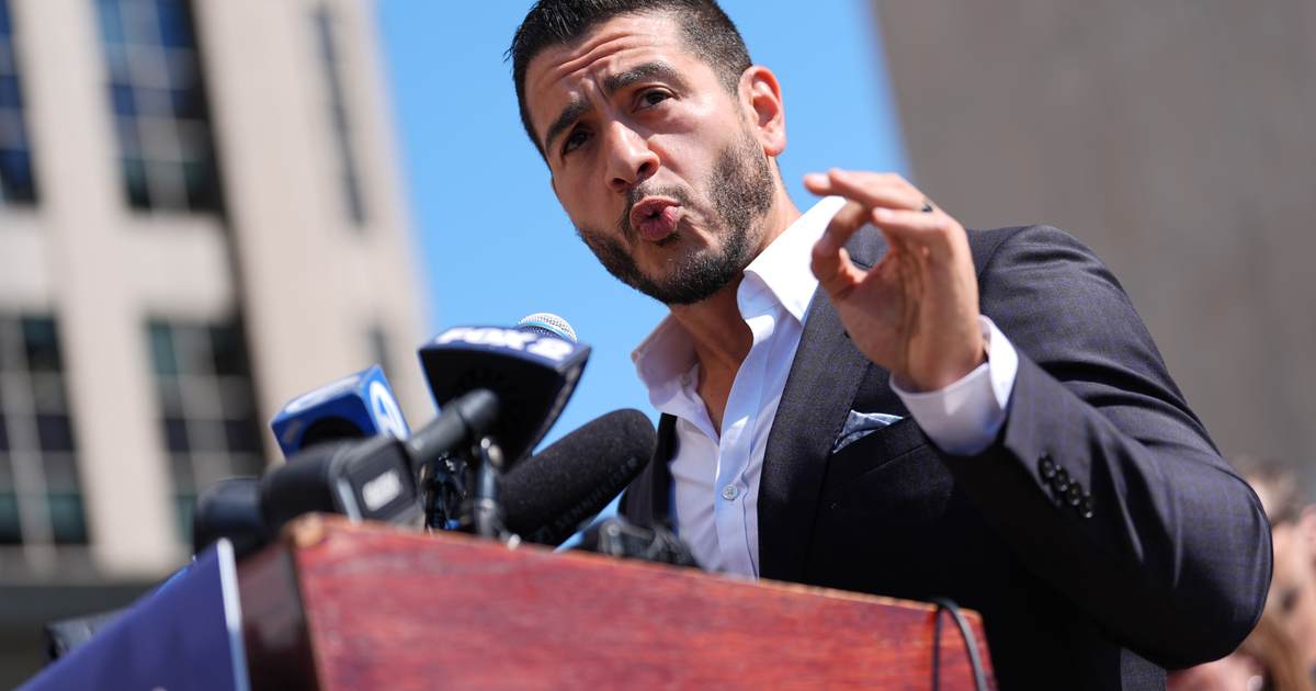 'America Deserved 9/11': El-Sayed Won't Cut Off the Streamer Who Said It