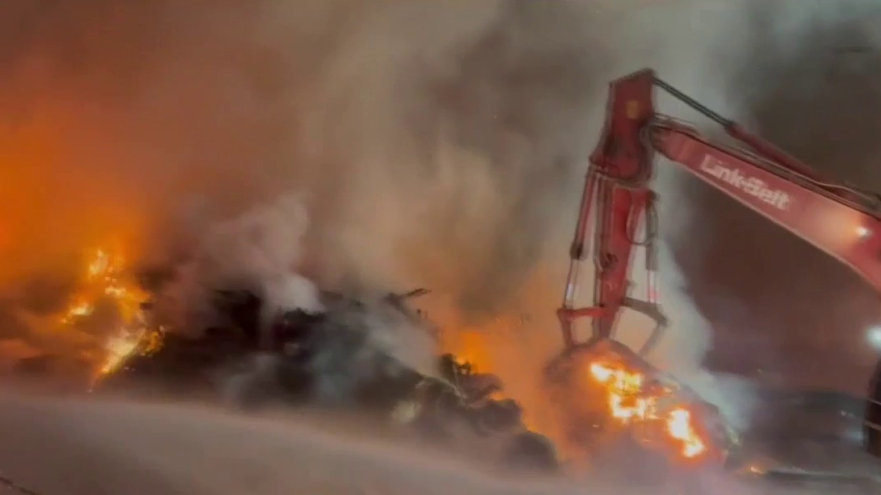 Fire breaks out at San Jose recycling center