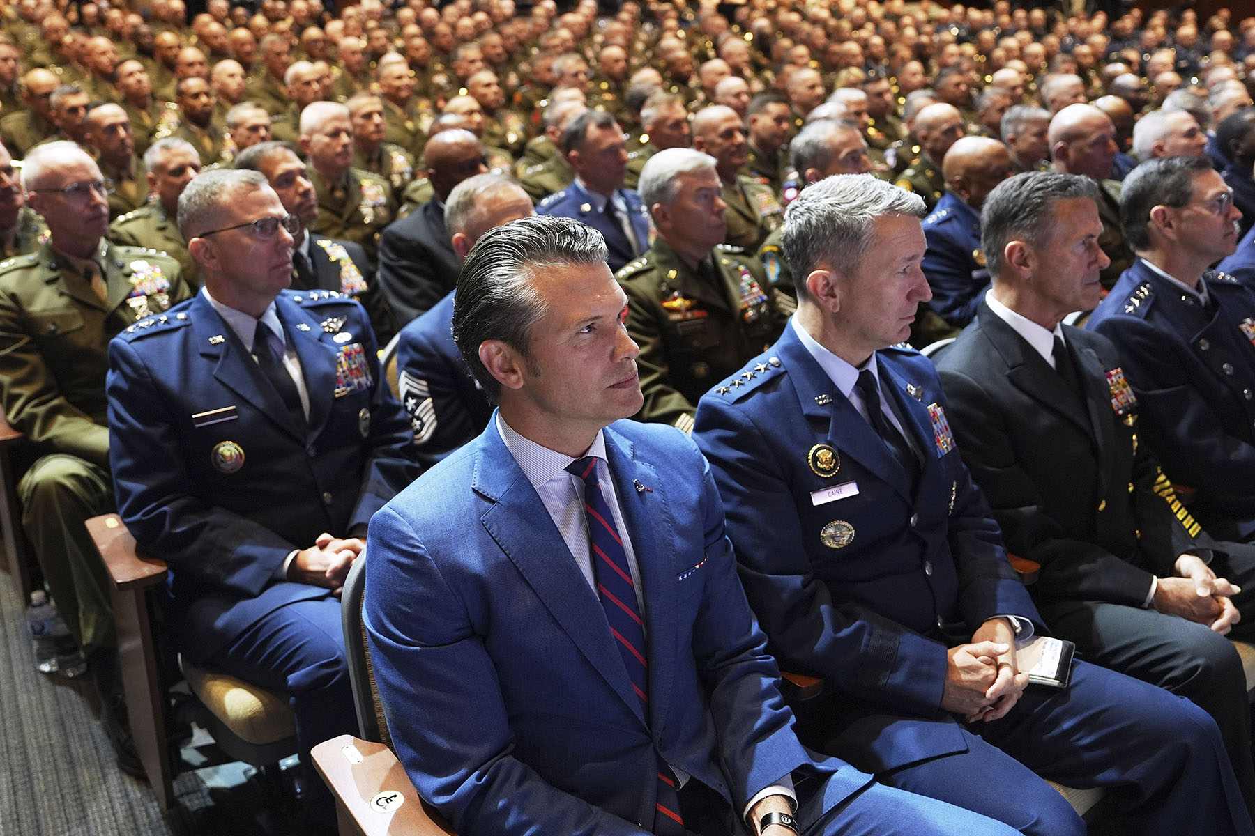 In a room full of men, Hegseth called for a military culture shift from ‘woke’ to ‘warrior’