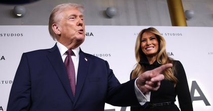 'Off-balance' Trump sparks fresh health concerns as critics spot tell-tale sign at Melania's film premiere
