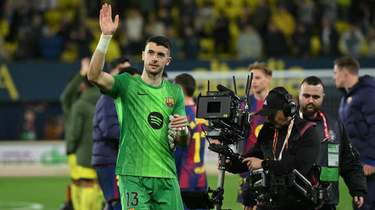 Joan Garcia Nyaman di Barcelona, Puji Flick dan Bidik Piala Dunia